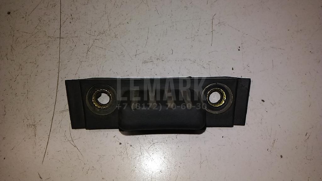 Отбойник крышки багажника 817392E000 Hyundai-Kia