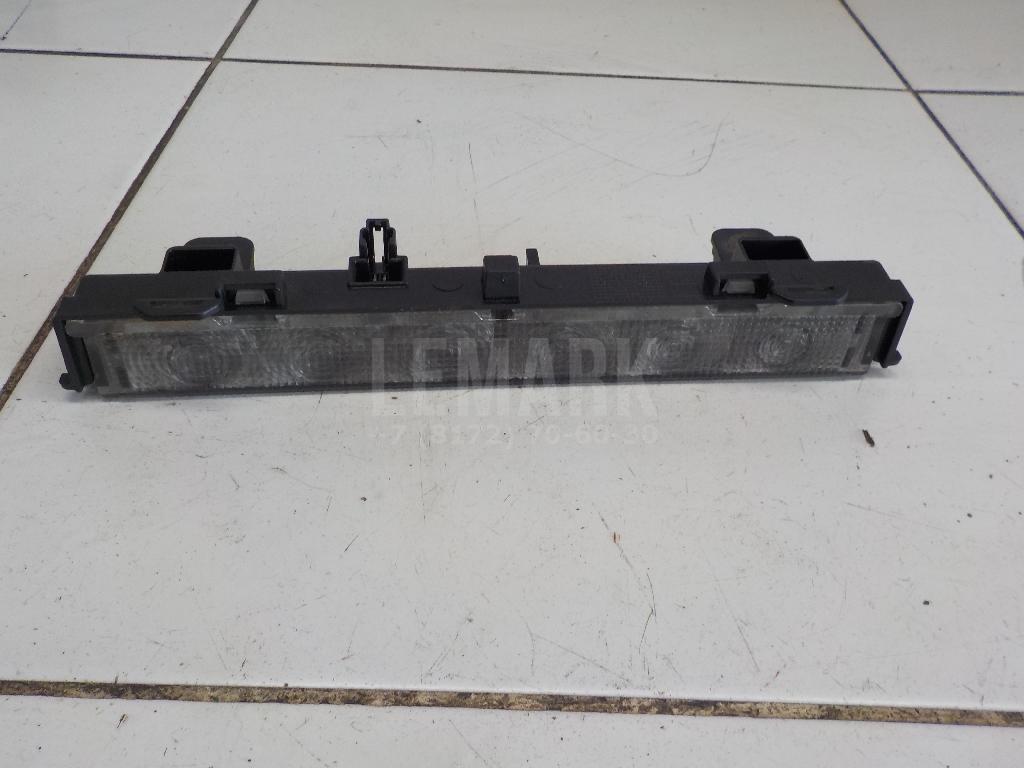 Фонарь задний (стоп сигнал) 6RU945087A VAG