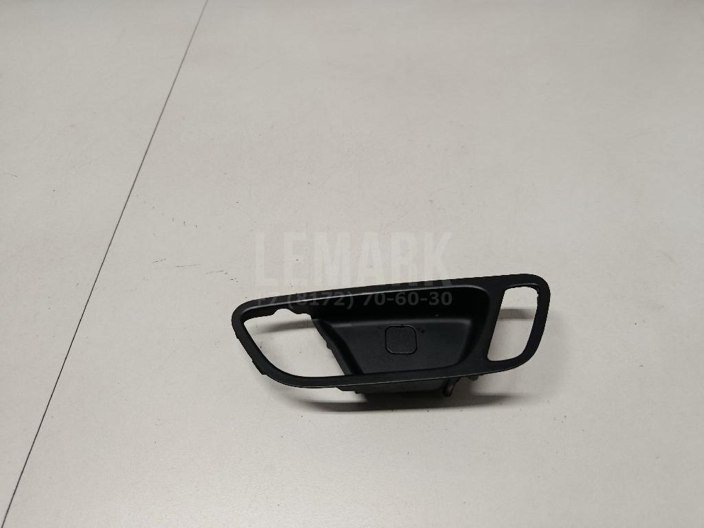 Накладка ручки внутренней 826112W010RYN Hyundai-Kia