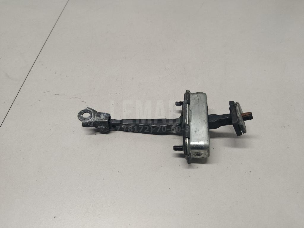 Ограничитель двери 793902W010 Hyundai-Kia
