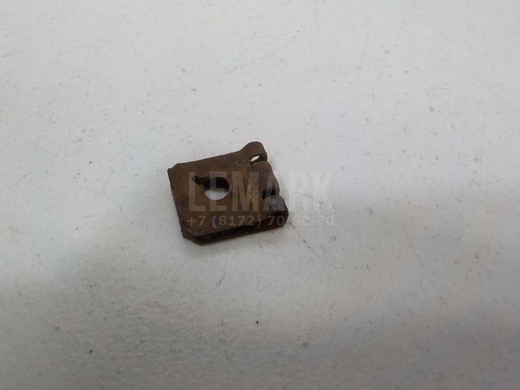 Крепеж брызговика 9018306019 Toyota