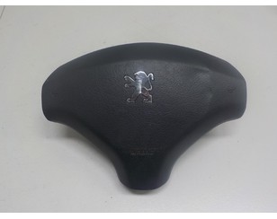 Подушка безопасности в рулевое колесо для Peugeot 5008 2009-2016 с разборки состояние удовлетворительное
