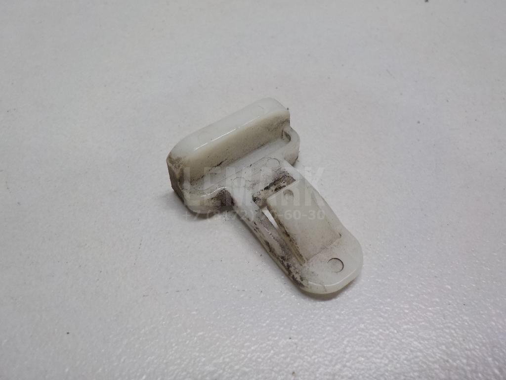 Крепеж (клоп) 7539235220 Toyota