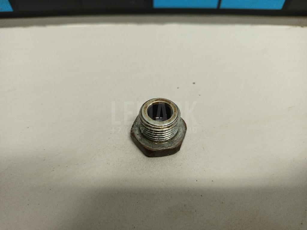 Пробка маслосливная КПП 9034118033 Toyota
