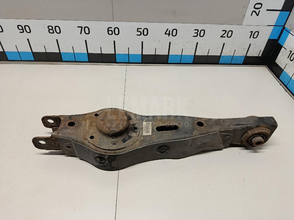 Рычаг задний поперечный правый 552202W150 Hyundai-Kia