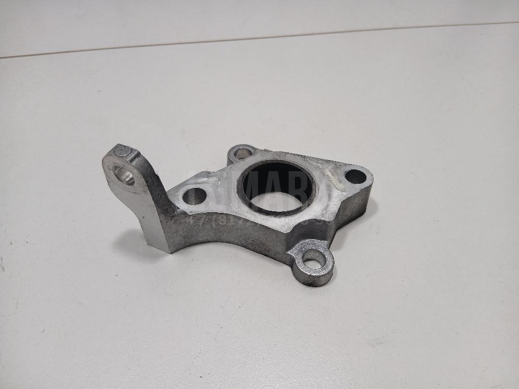 Фланец 2562411010 Toyota