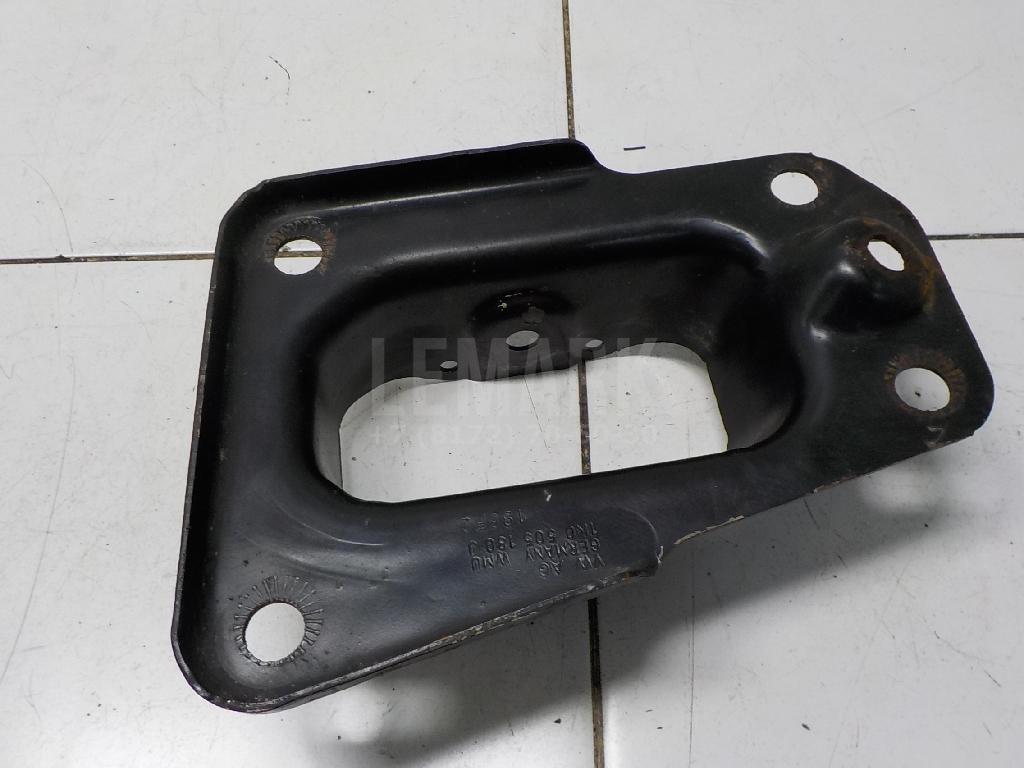 Кронштейн (п.з.к.) для  BMW 3-serie E90/E91 2005-2012