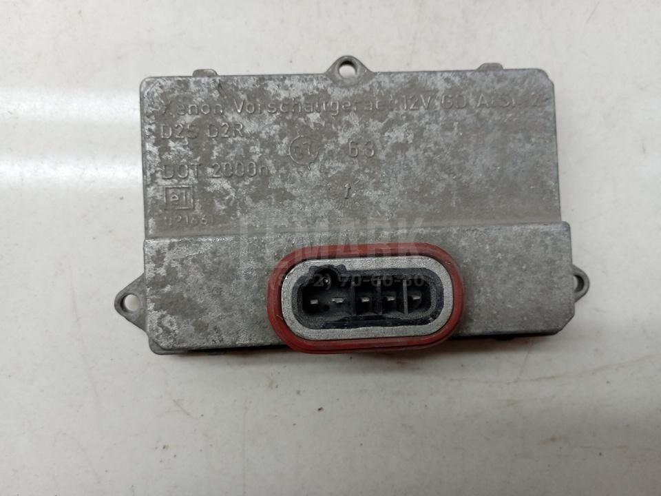 Блок ксеноновой лампы 5DV00829000 Hella