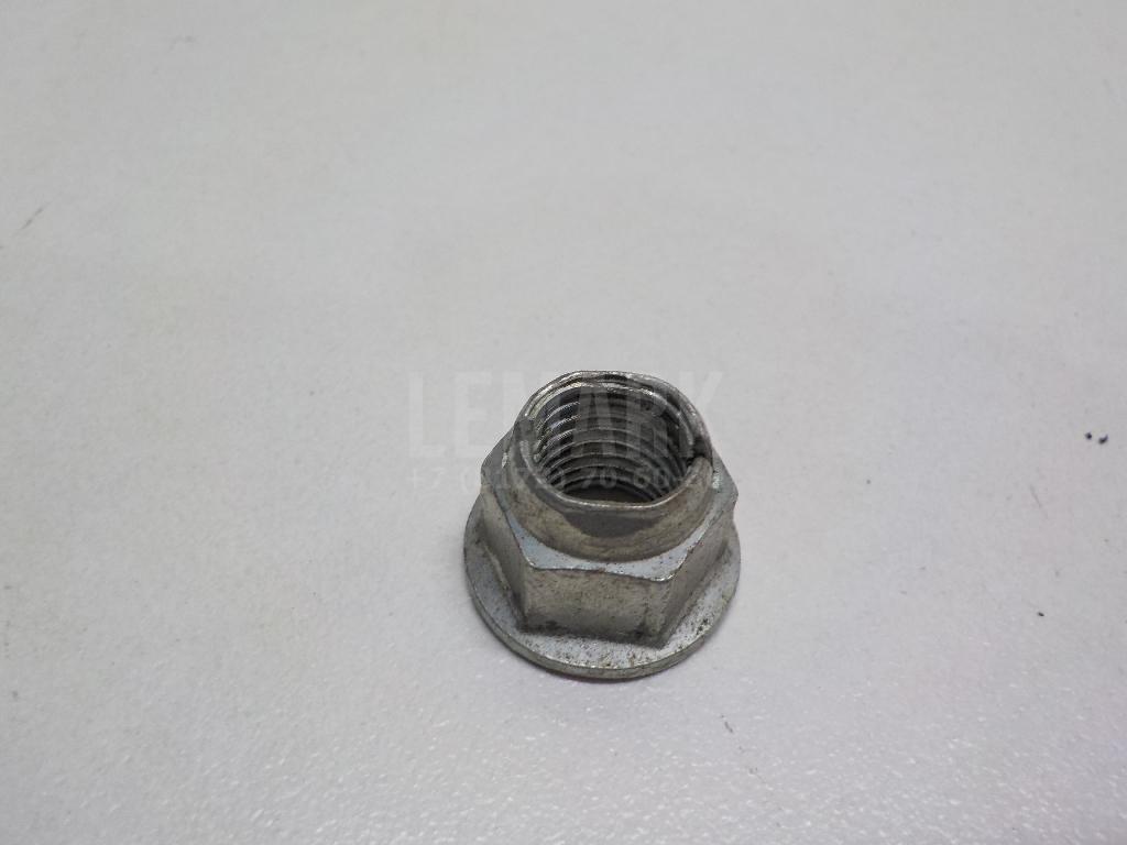 Гайка выпускного коллектора 9017910070 Toyota