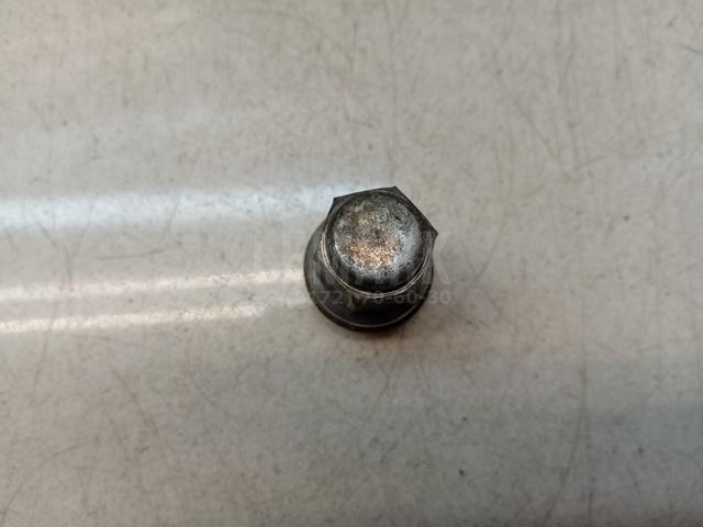 Гайка колеса 9094201058 Toyota
