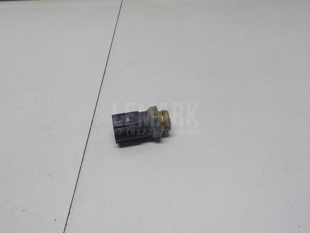 Датчик вкл.вентилятора 3х конт 1J0959481A VAG