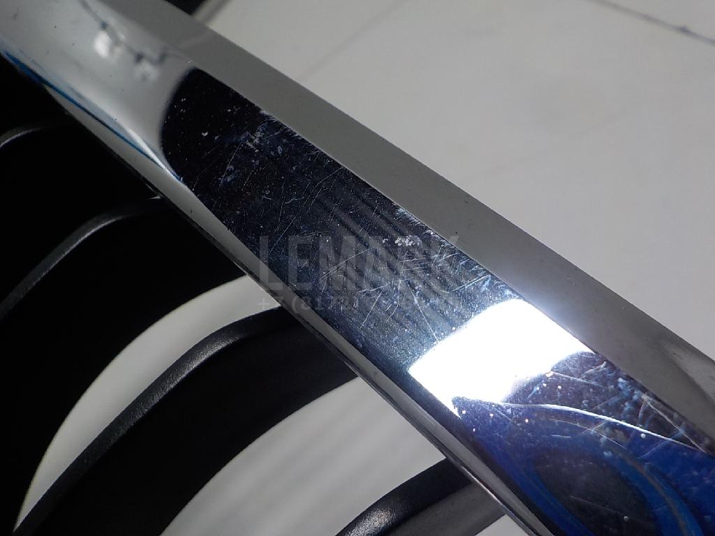 Решетка радиатора левая для  BYD Tang 2018