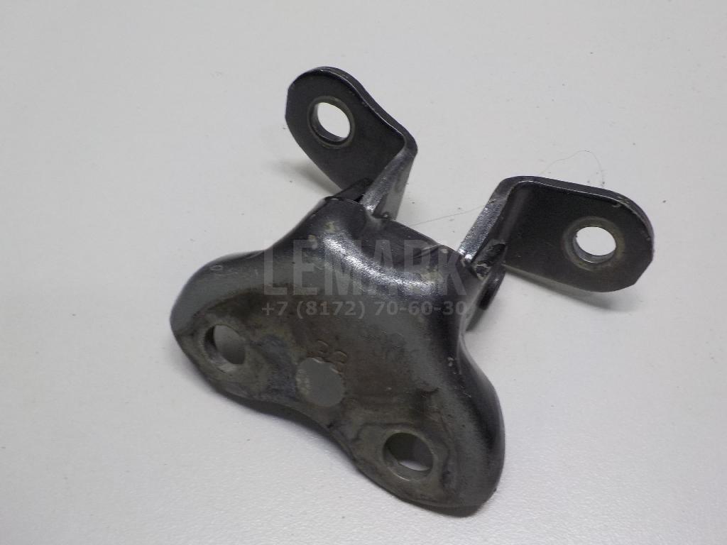Петля двери передней правой нижняя 6873002080 Toyota