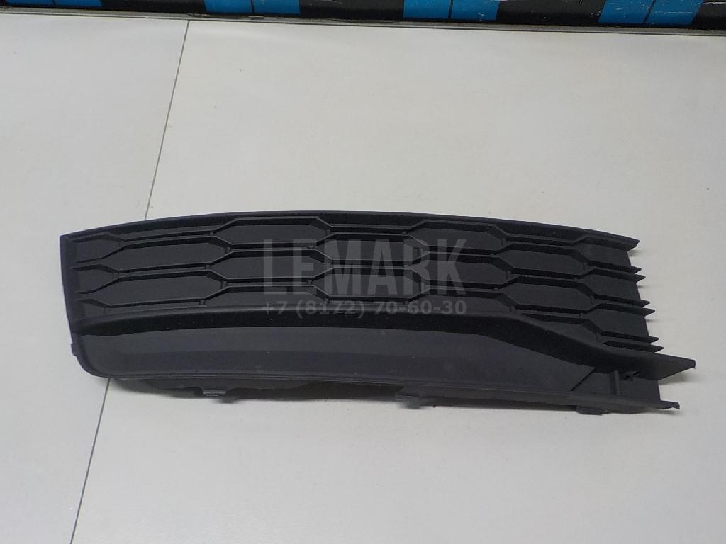 Решетка в бампер правая 5JA807368A9B9 VAG