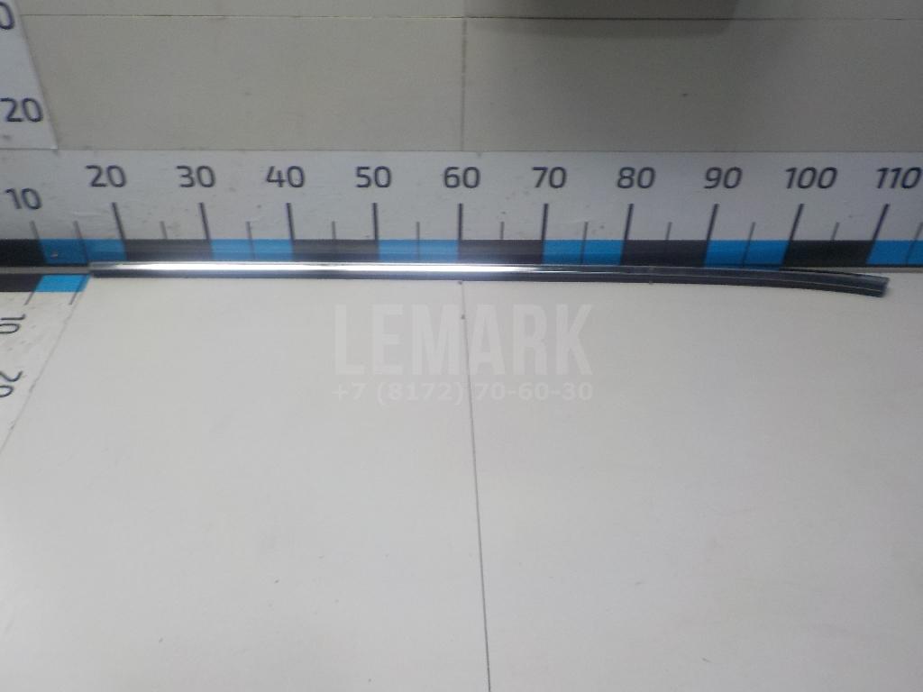 Накладка стекла заднего правого 83220D3010 Hyundai-Kia