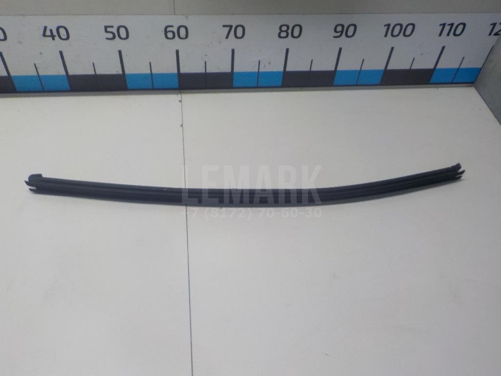 Накладка стекла заднего правого 83241D3000 Hyundai-Kia