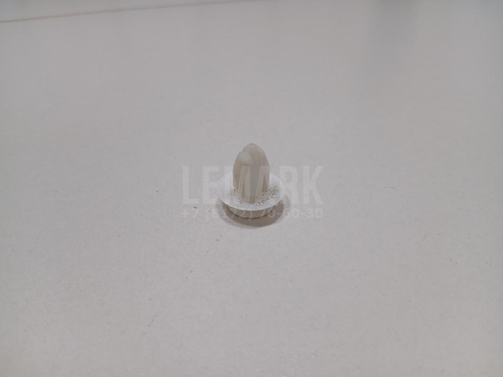 Крепеж (клоп) 7586768010 Toyota