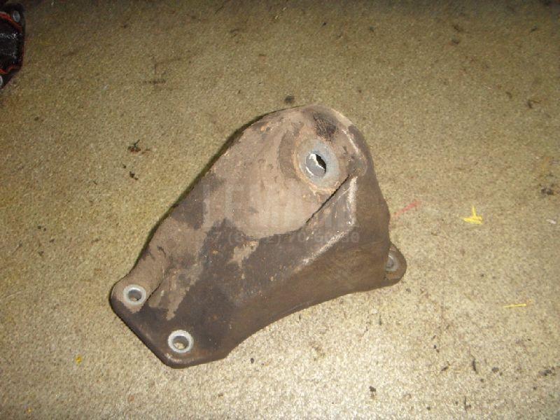 Кронштейн АКПП правый для  BMW 1-serie F20/F21 2011-2019