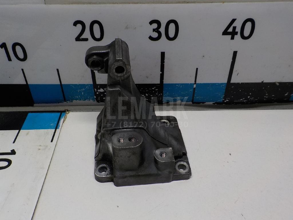 Кронштейн генератора 125110T020 Toyota