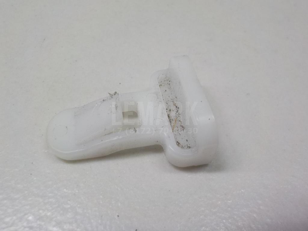 Крепеж (клоп) 7539235220 Toyota
