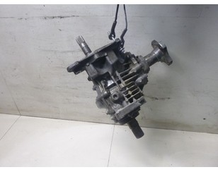 Renault Duster 4x4 с задним приводом и раздаточной коробкой для модели 2012 года можно приобрести в Москве по цене от 4923 руб. в четырех вариантах комплектации