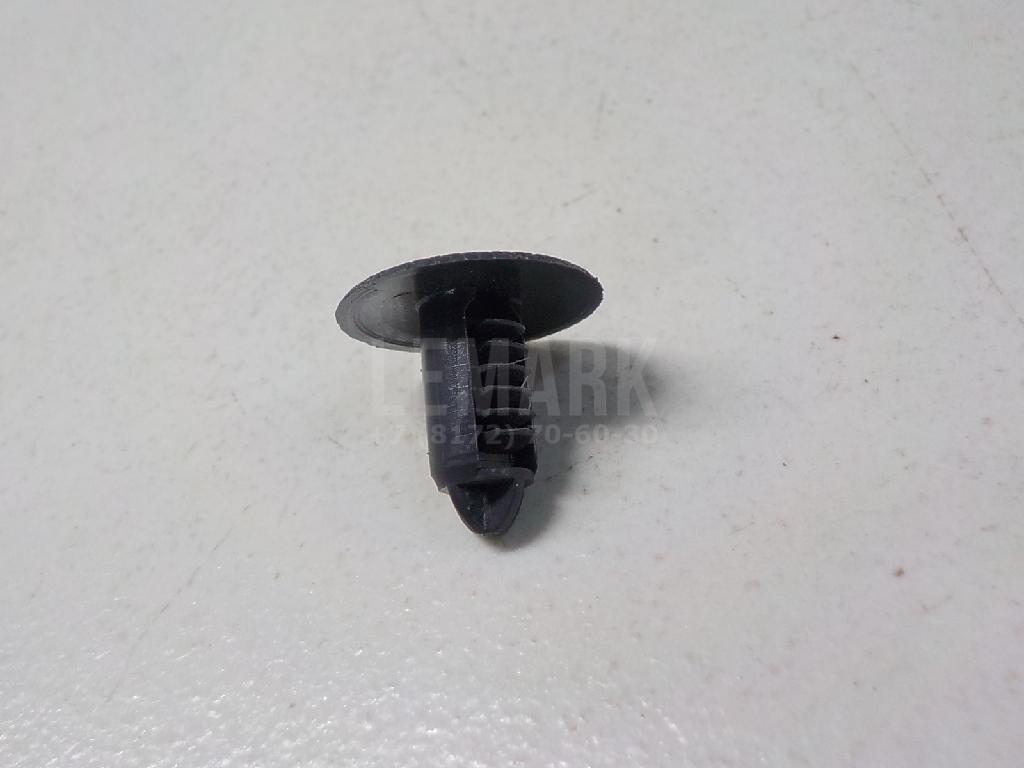 Крепеж 015531047E Nissan