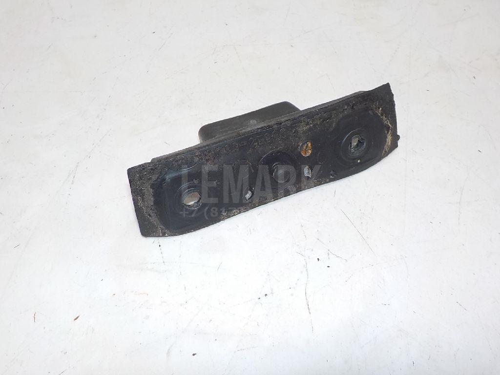 Отбойник крышки багажника 817392E000 Hyundai-Kia