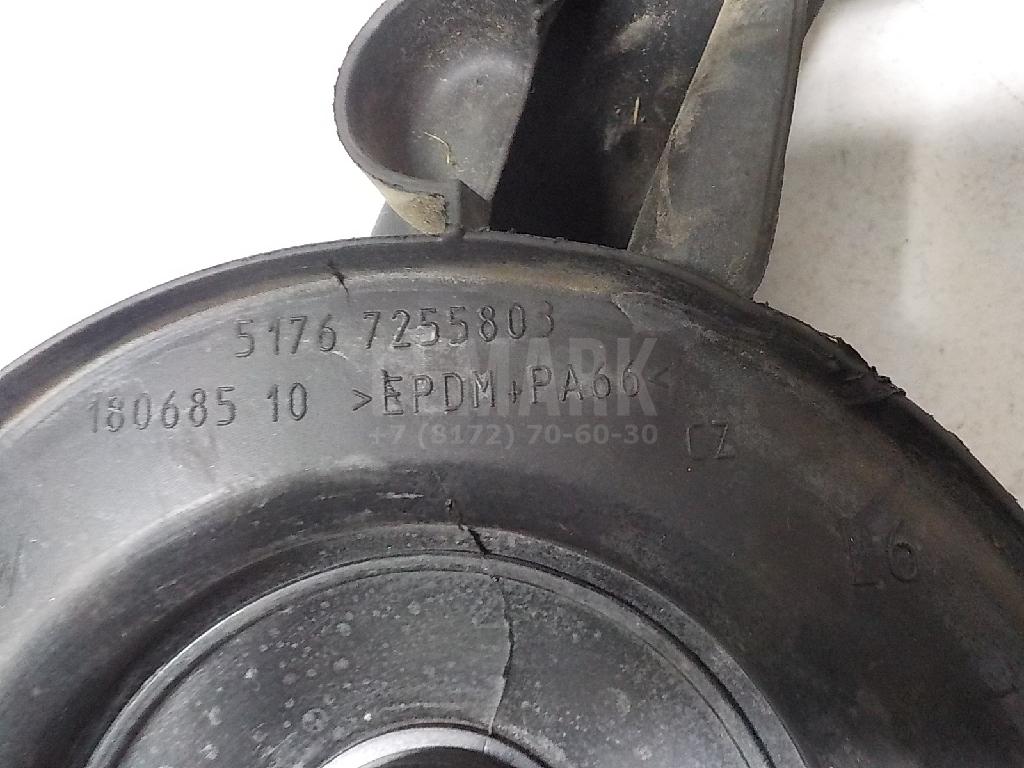 Уплотнитель капота для  Audi A3 [8P1] 2003-2013