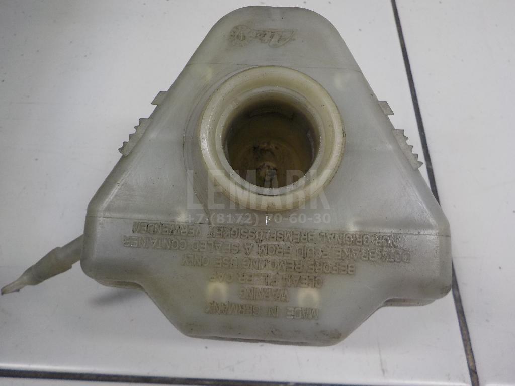 Бачок главного тормозного цилиндра 7L0611303 VAG