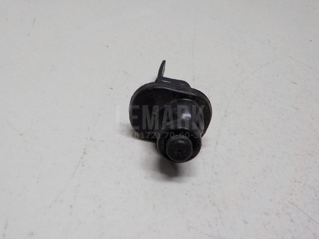 Стопор лючка бензобака для  BMW 3-serie E90/E91 2005-2012