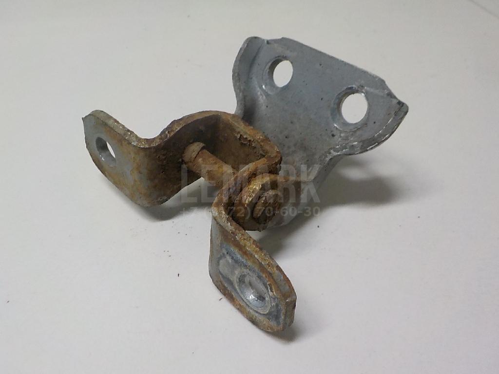 Петля двери передней правой нижняя 6873033021 Toyota