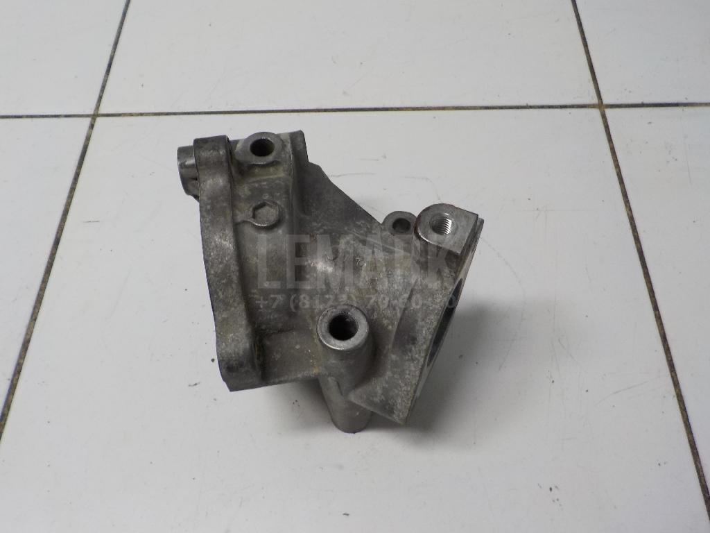 Корпус насоса водяного (помпы) 210136N200 Renault