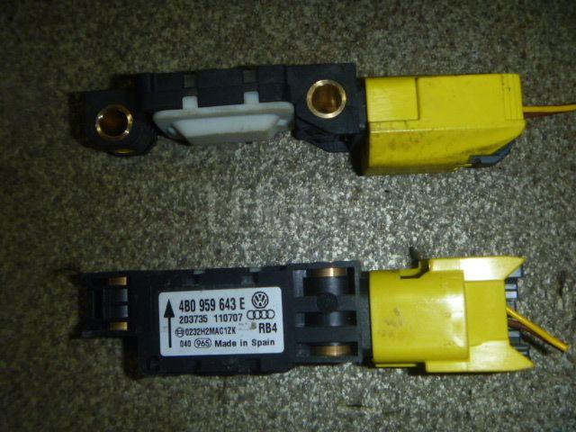 Датчик AIR BAG 4B0959643E VAG