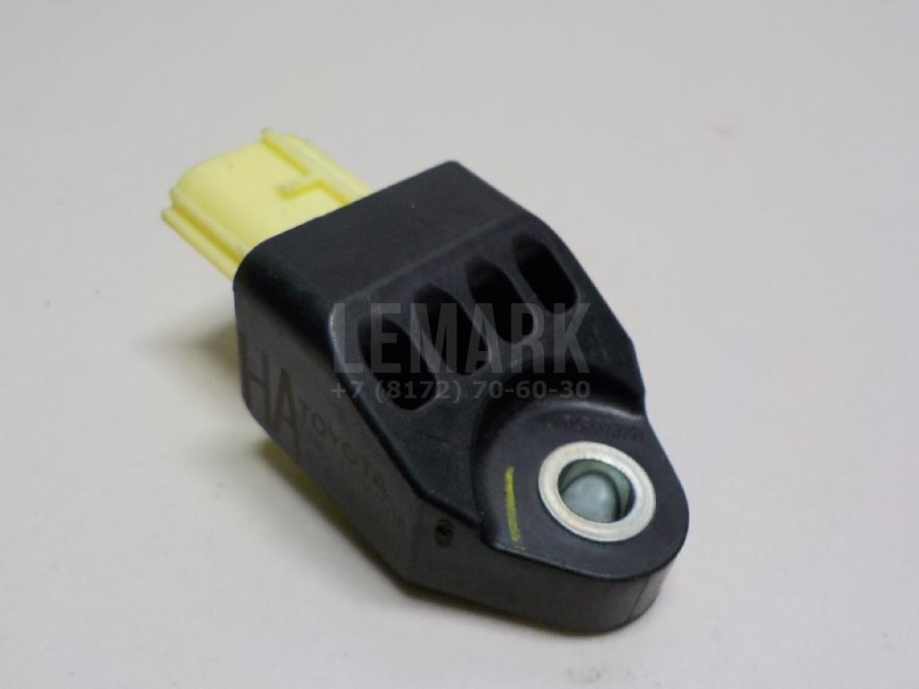 Датчик AIR BAG 898310R100 Toyota