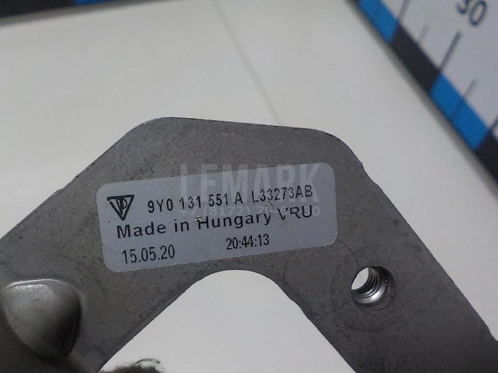 Кронштейн (сопут. товар) для  BMW 4-serie G22/G23 2020