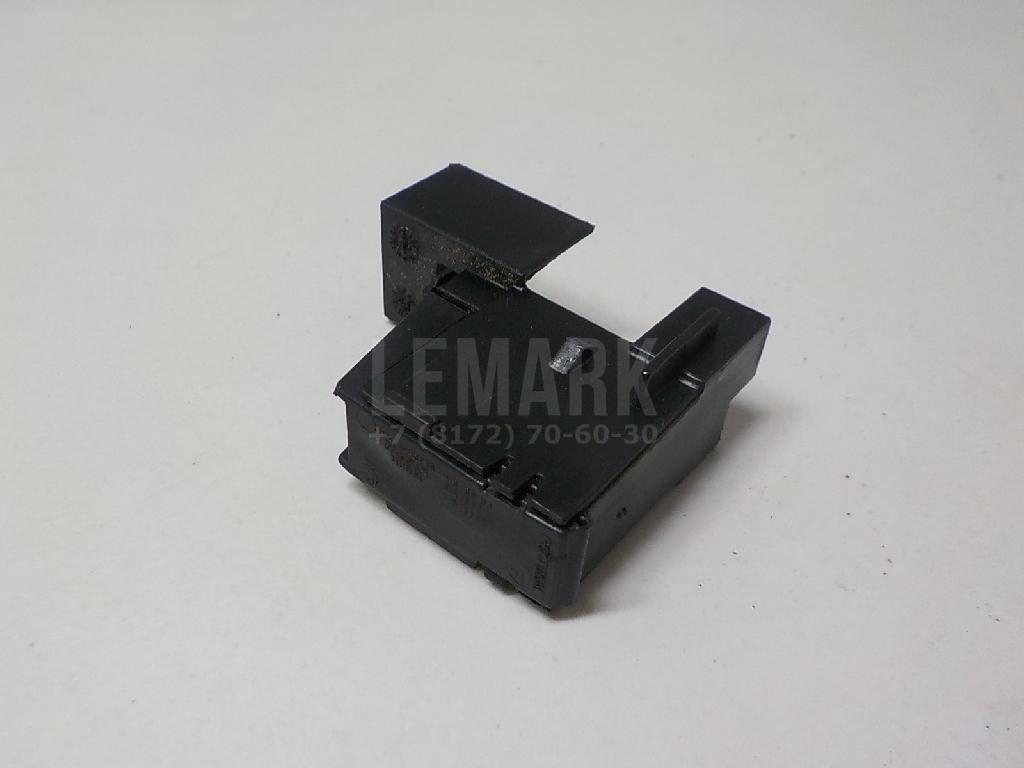 Крепеж 1253075 Ford