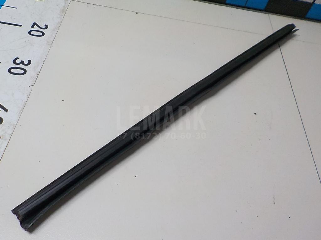 Накладка стекла заднего правого для  Fiat Doblo 2001-2005