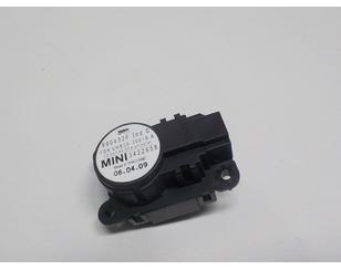 Моторчик заслонки отопителя для Mini Cabrio R57 2008-2015 с разбора состояние отличное