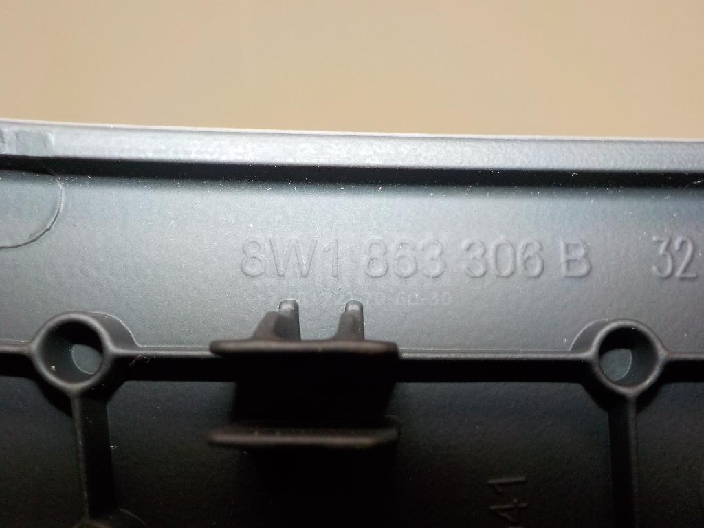 Накладка (кузов внутри) для  BMW 5-serie F10/F11 2009-2016