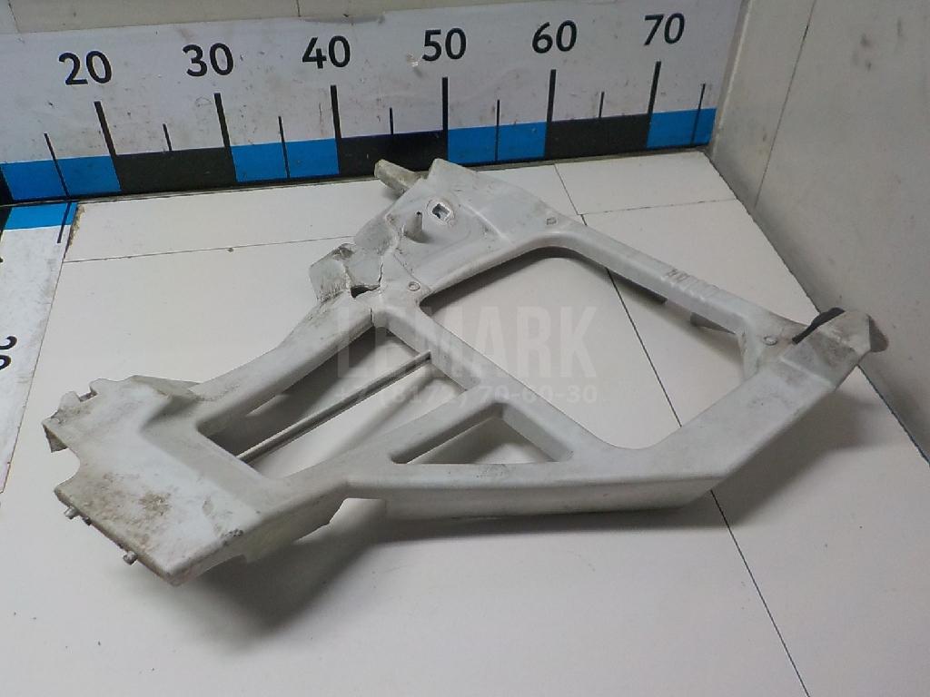 Кронштейн заднего бампера правый 1434190 Ford