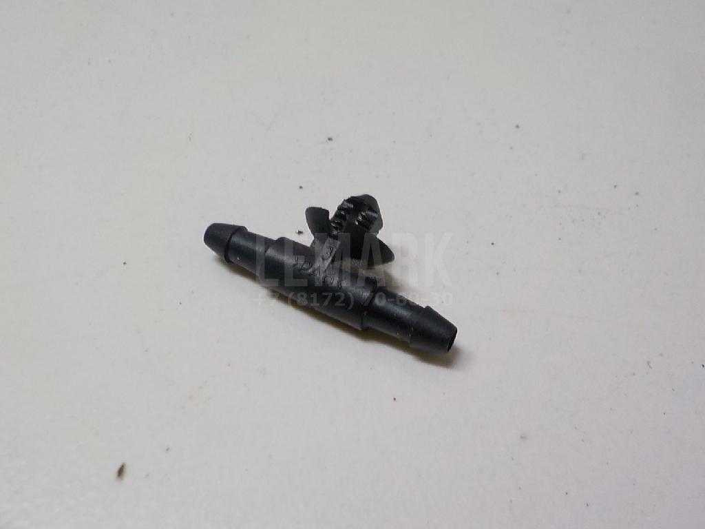 Переходник шланга омывателя 1360376 Ford