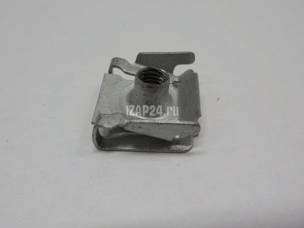 WHT007709 Гайка VAG A4 [B9] 2015