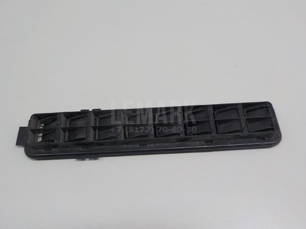 Решетка вентиляционная для  Ford Fiesta 2001-2008