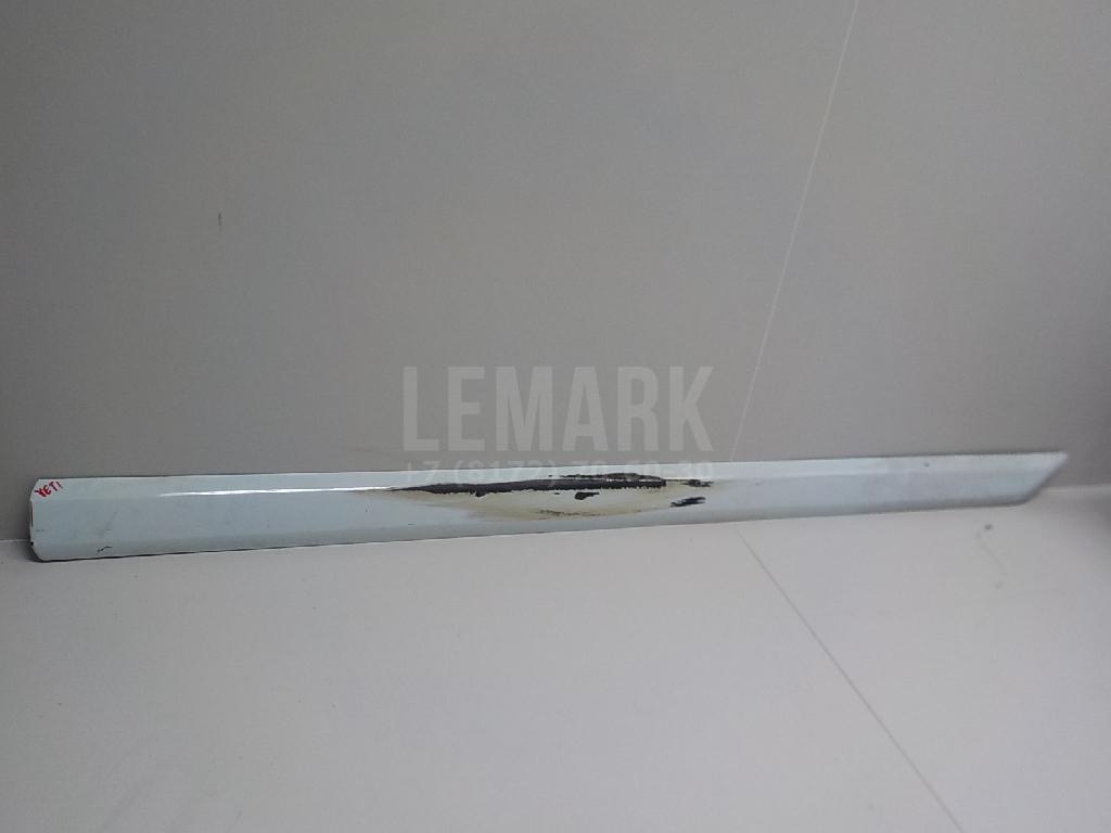 Молдинг передней левой двери 5L0853515A VAG