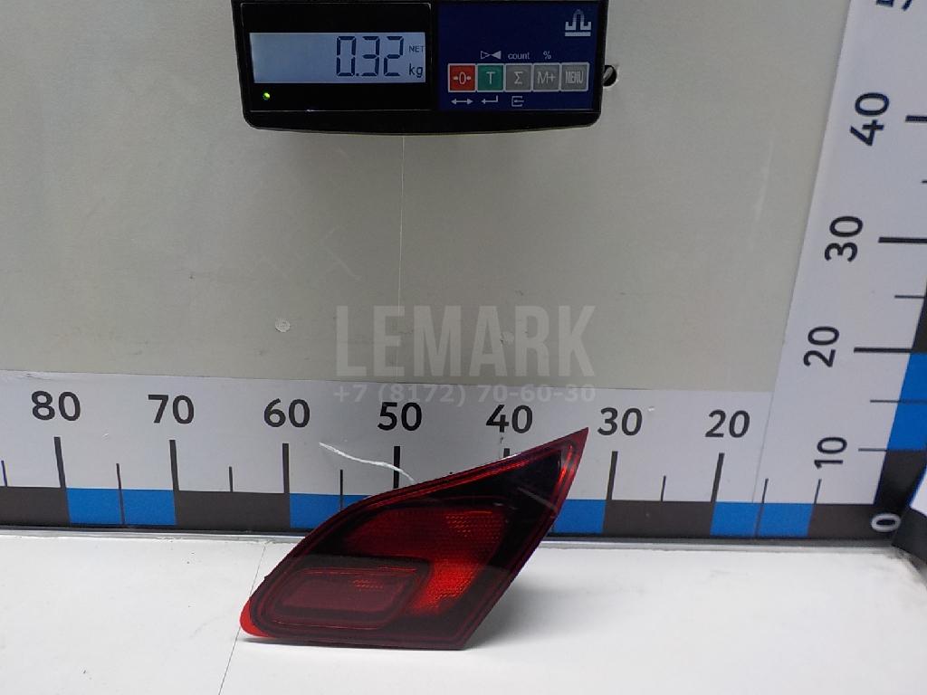 Фонарь задний внутренний правый 13306456 GM