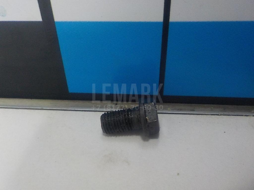Болт маховика 9010510048 Toyota