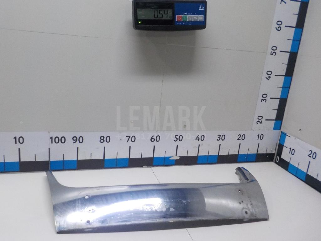 Накладка на решетку радиатора 1K5853761A2ZZ VAG