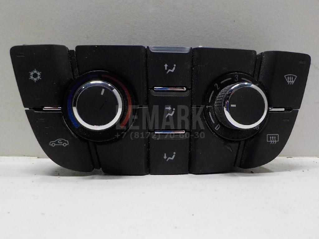 Блок управления отопителем 13346092 GM