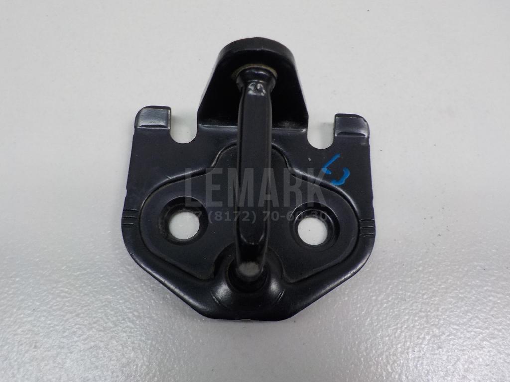 Ответная часть замка двери LR000565 Land Rover