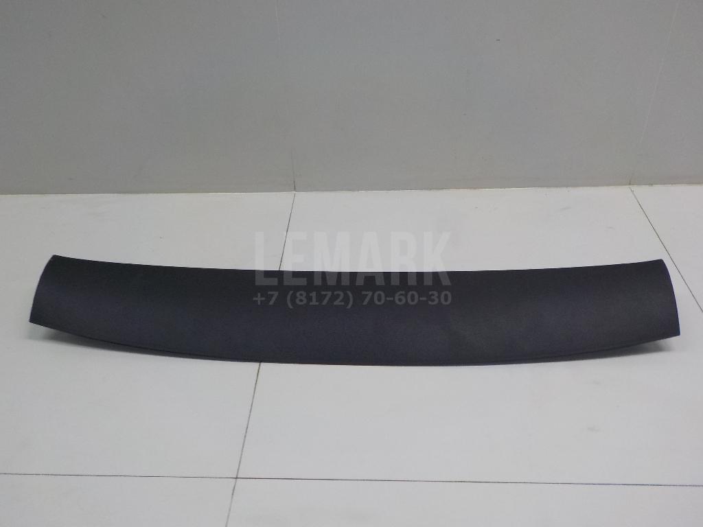 Обшивка двери багажника 5N0867707B VAG